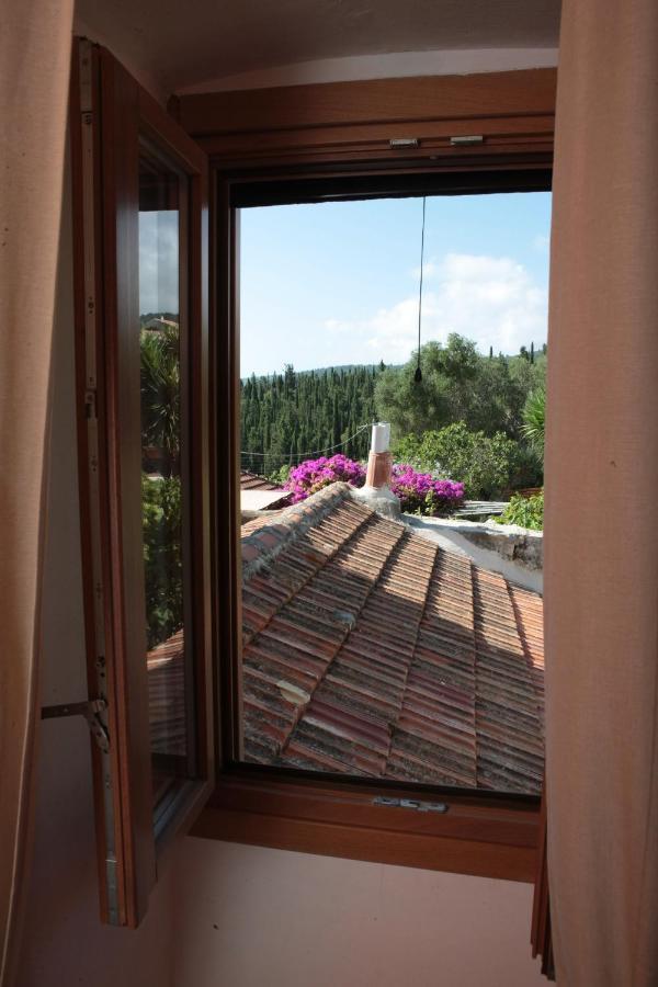 Luxury Stone Villa Fiskardo Exterior foto