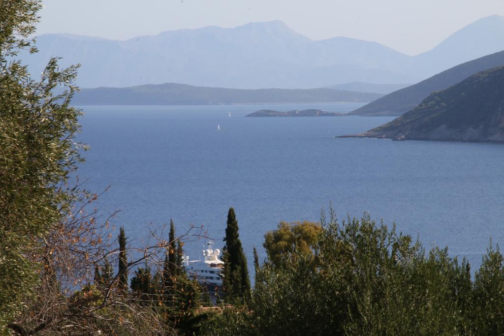 Luxury Stone Villa Fiskardo Exterior foto
